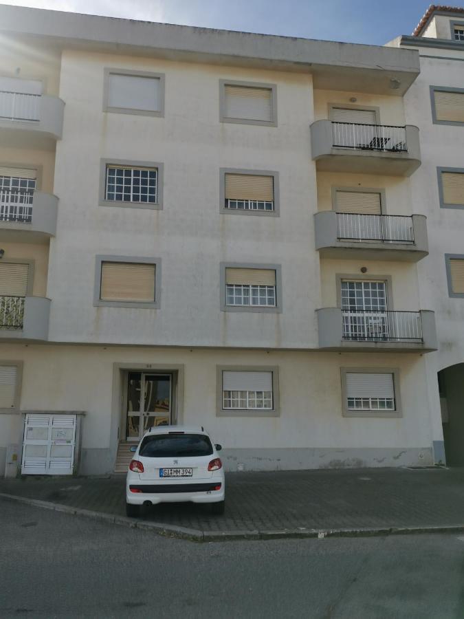 Apartamento Almerinda Apartment Peniche Exterior photo